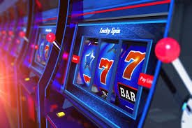 xosso66 Casino Mobile APP ဖြင့် Slots ကစားနေသည့် မြန်မာ ကစားသမား